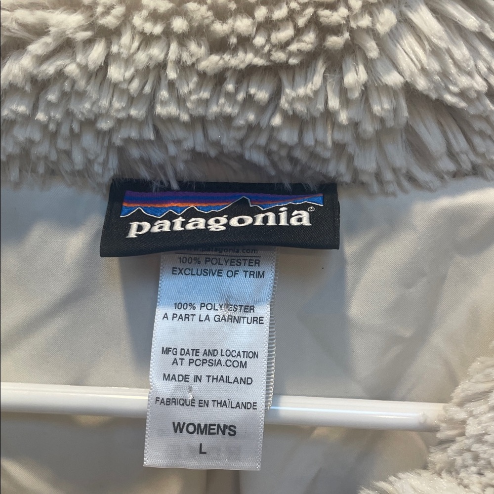 Patagonia High-Pile Fleece Jacket – Women’s Cream Full-Zip Coat – Women’s XL - Picture 2 of 6